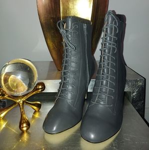 Woman's lace up heel boots